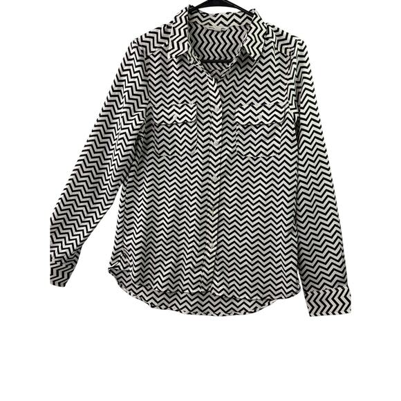American Eagle Outfitters Tops - American Eagle Sheer Chevron Button-Down Blouse – Black & White – Size S